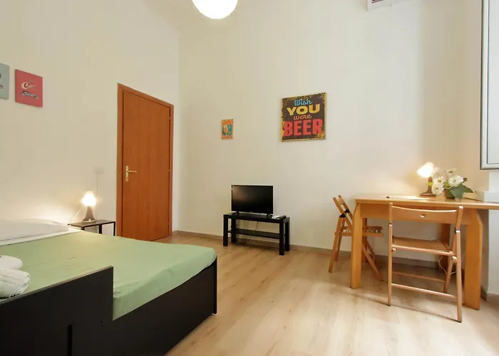 Lucky Home Rooms Roma